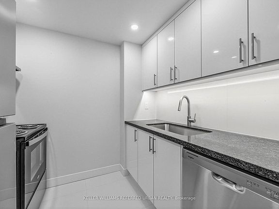 4th image of 7 Bishop Ave #217