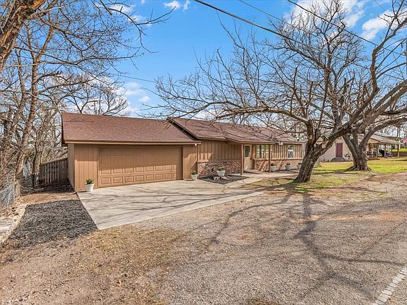 3rd image of 308 Alameda Rd