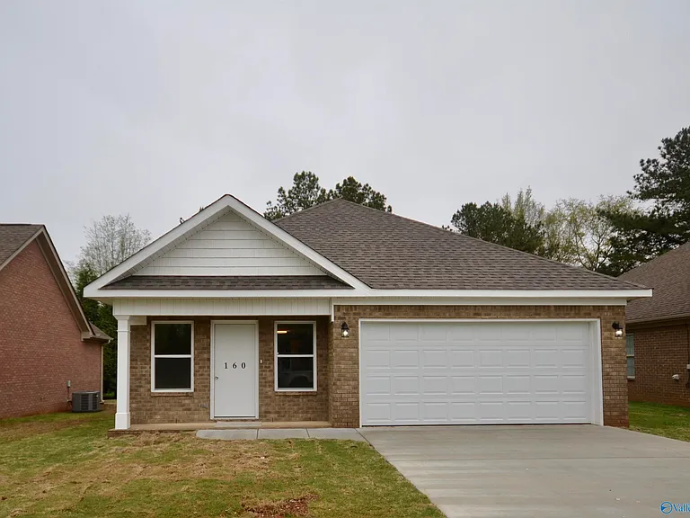 160 Swansea Ln — Photo 1