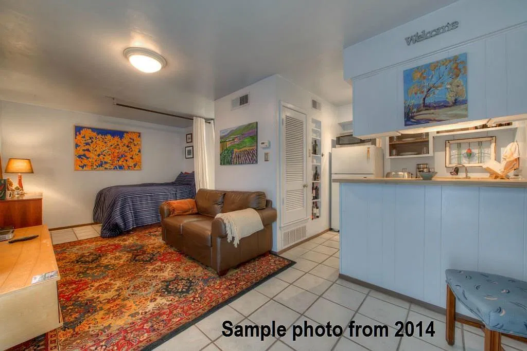 1 bed, 1.0 bath, 341 sqft, $1,000 — Photo 2