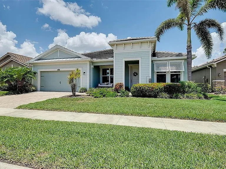 11560 Tapestry Ln — Photo 1