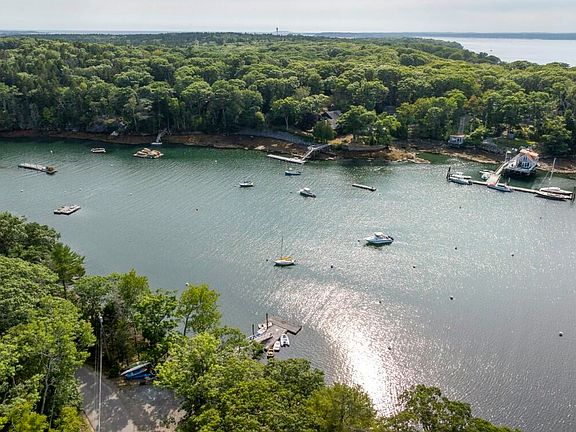 4th image of 84 Samoset Trail