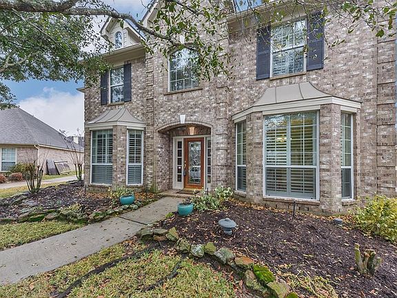 4th image of 23607 Rollinford Ln