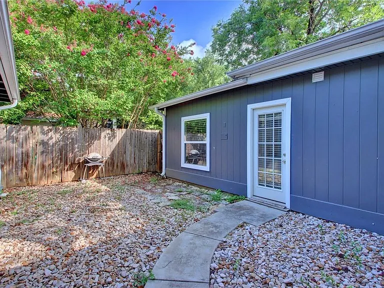 1211 Payne Ave #B — Photo 16
