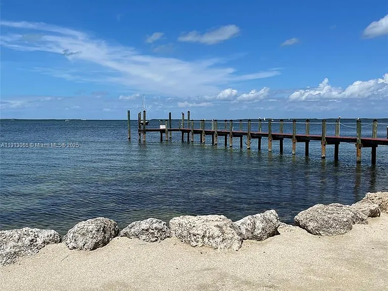 94825 Overseas Hwy — Photo 23