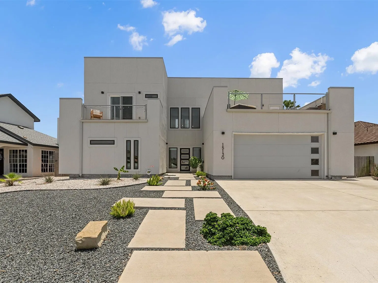 4 bed, 3.5 bath, 2985 sqft, $4,500 — Photo 1