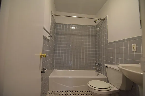 Rented by CNC-Assets | media 16