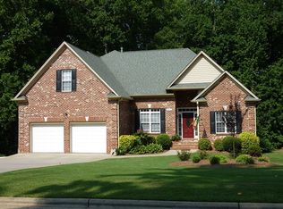 2670 Glen Forest Dr, Winston Salem, NC 27103