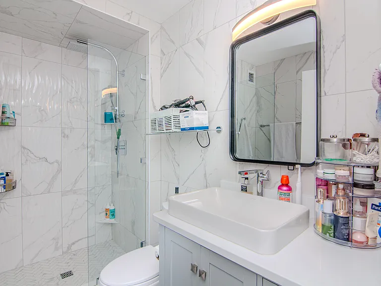 111 N Ashley St #701 — Photo 33