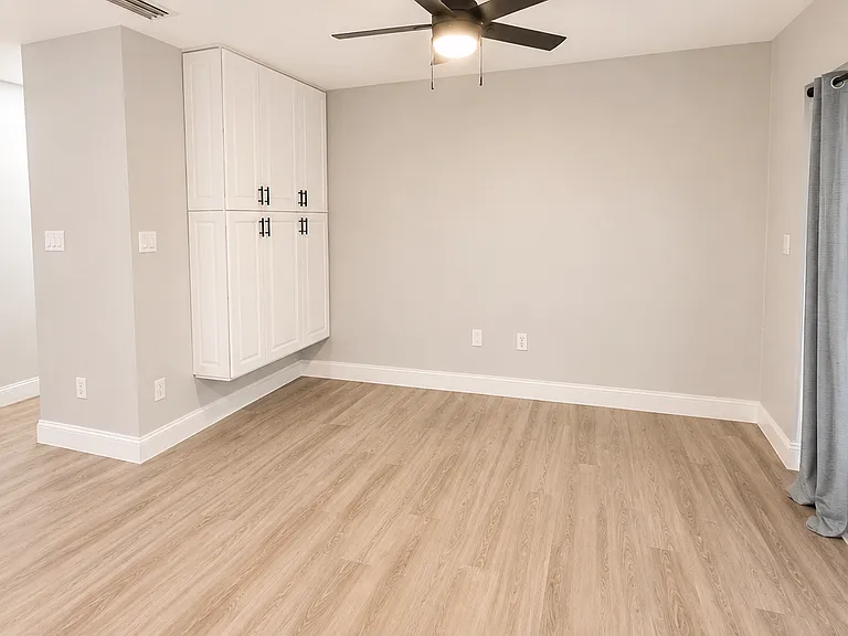 531 Lakemont Ave NW — Photo 10