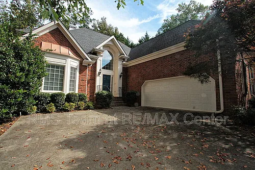 800 Chelsea Park Dr Photo 1