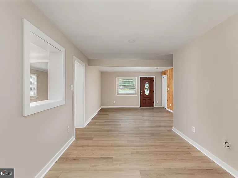 14013 Glenkirk Rd — Photo 4