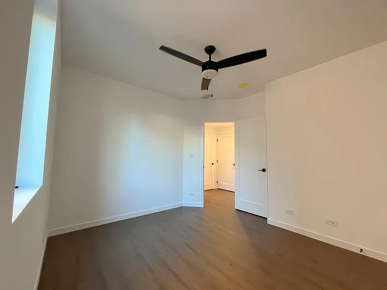 3710 N Kenmore Ave #3 — Photo 14