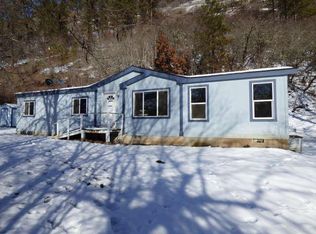 302 East St, Stites, ID 83552