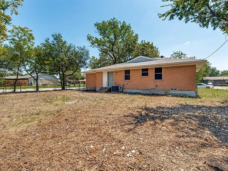 2701 Northview Pl — Photo 10