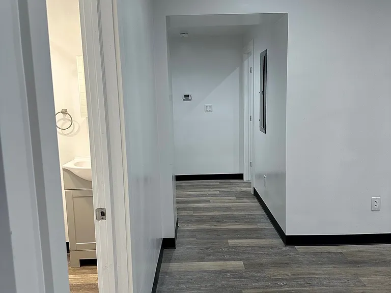 309 W Main St — Photo 13