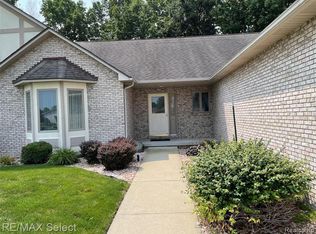 5320 Wyndemere Common Sq, Swartz Creek, MI 48473
