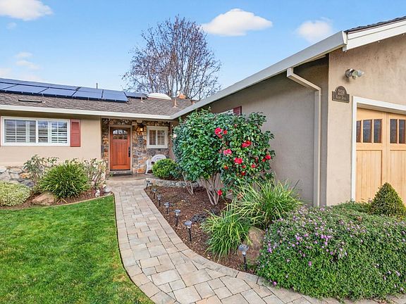4th image of 2338 Gunar Dr