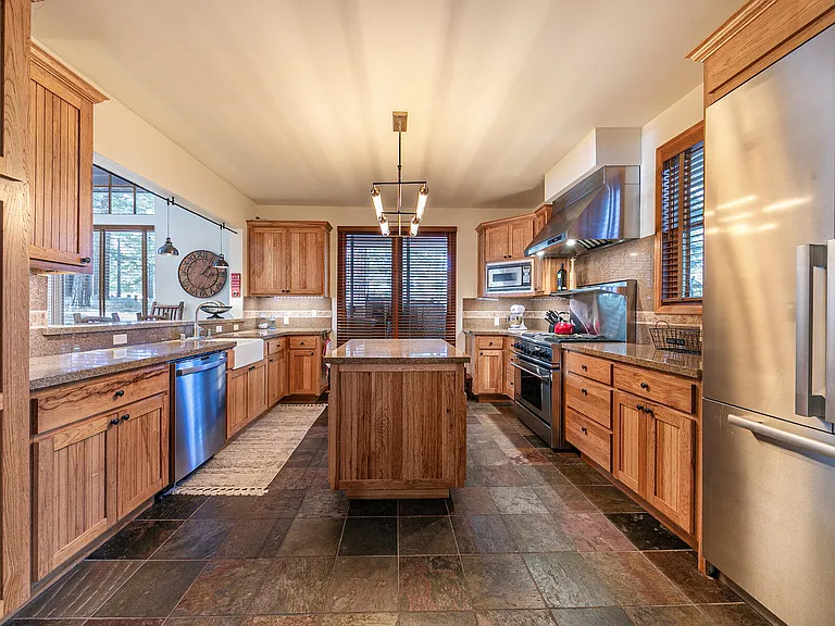 12326 Fairway Dr — Photo 6