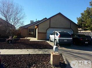 1821 Chris Scott Dr, El Paso, TX 79936