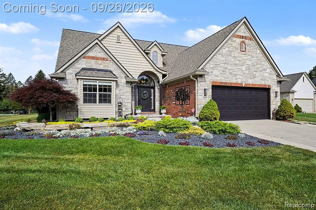 3 bed, 2.5 bath, 4171 sqft, $3,500 — Photo 4