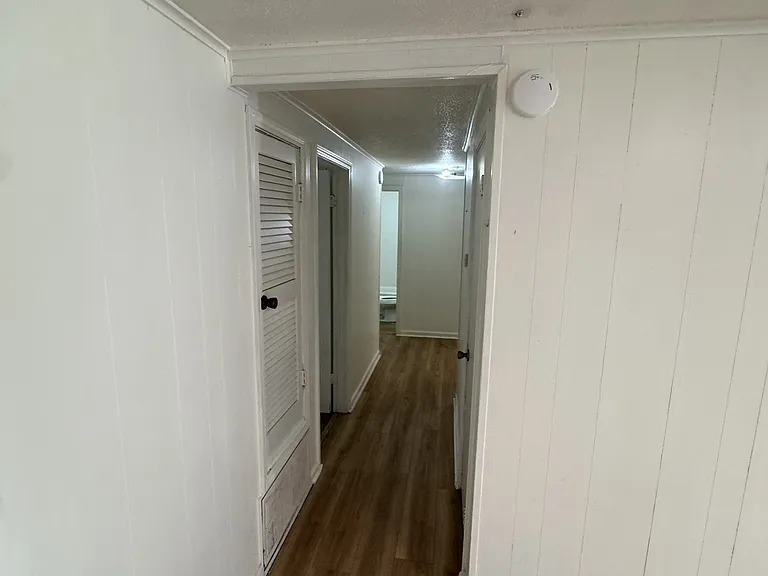 2412 N Phillips St #2412 — Photo 3