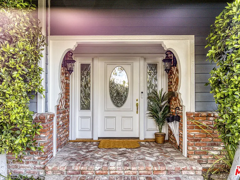 3690 Crownridge Dr — Photo 49