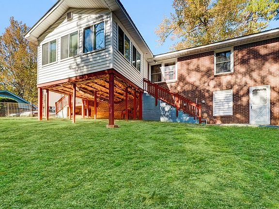 4th image of 415 Beechwood Cir