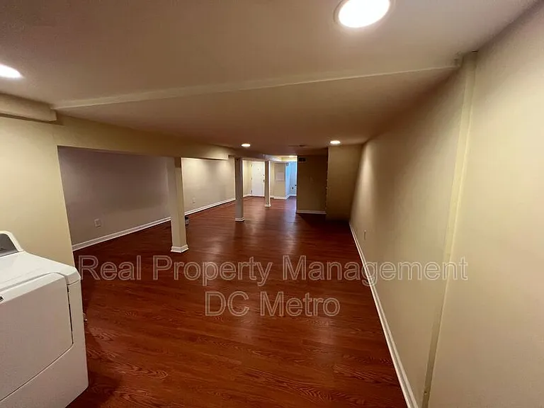 32 Quincy Pl NE #NE — Photo 18