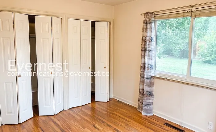104 Princeton Rd — Photo 13