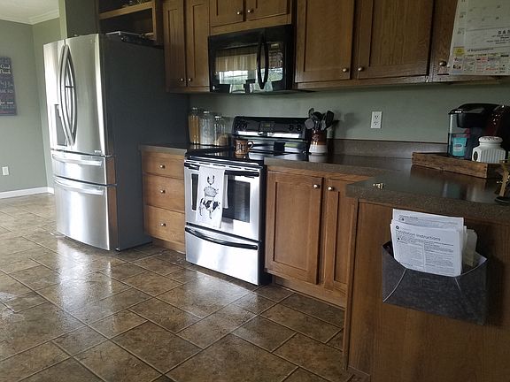 4th image of 80 Hemlock Meadow Dr