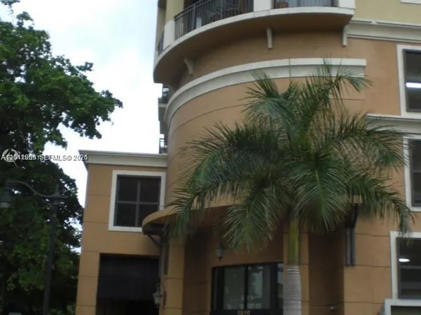 3590 Coral Way, Miami, FL