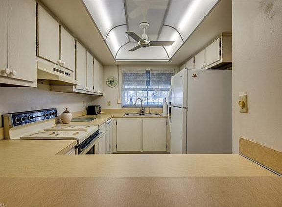 4th image of 7050 Nantucket Cir #3