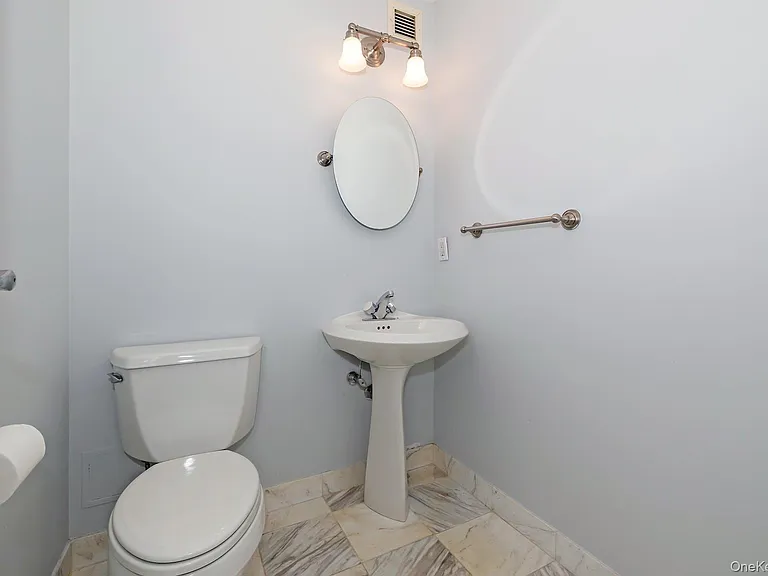 4 Martine Ave #1120 — Photo 19