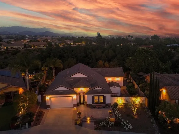 1961 James Gaynor St, Fallbrook, CA 92028