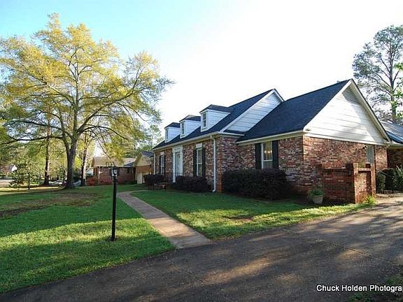 2nd image of 1837 Shadowood Dr