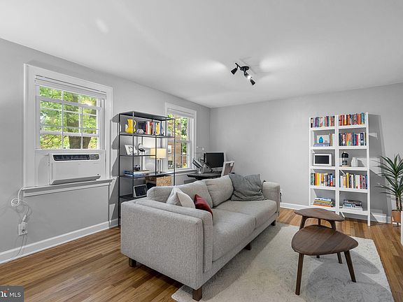 4th image of 2402 Colston Dr APT 103