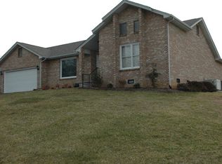 15408 Woodstone Cir, Bristol, VA 24202