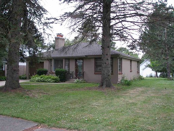 2nd image of 1513 Oakdale St