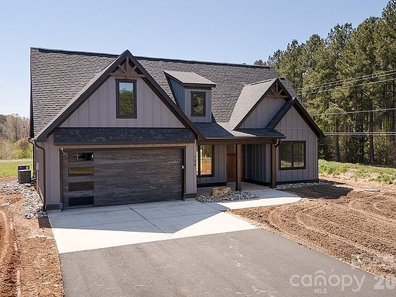 4th image of 104 Hidden Cove Rd