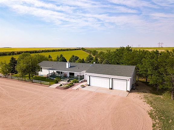 3rd image of 10396 Road 12