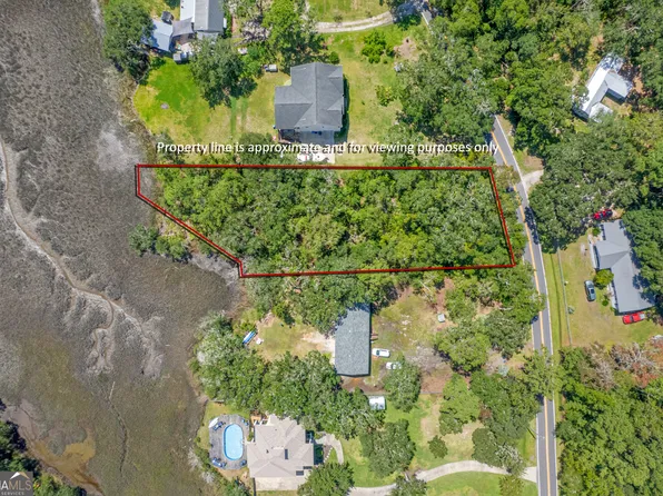 73 Pelican Rd, Woodbine, GA 31569