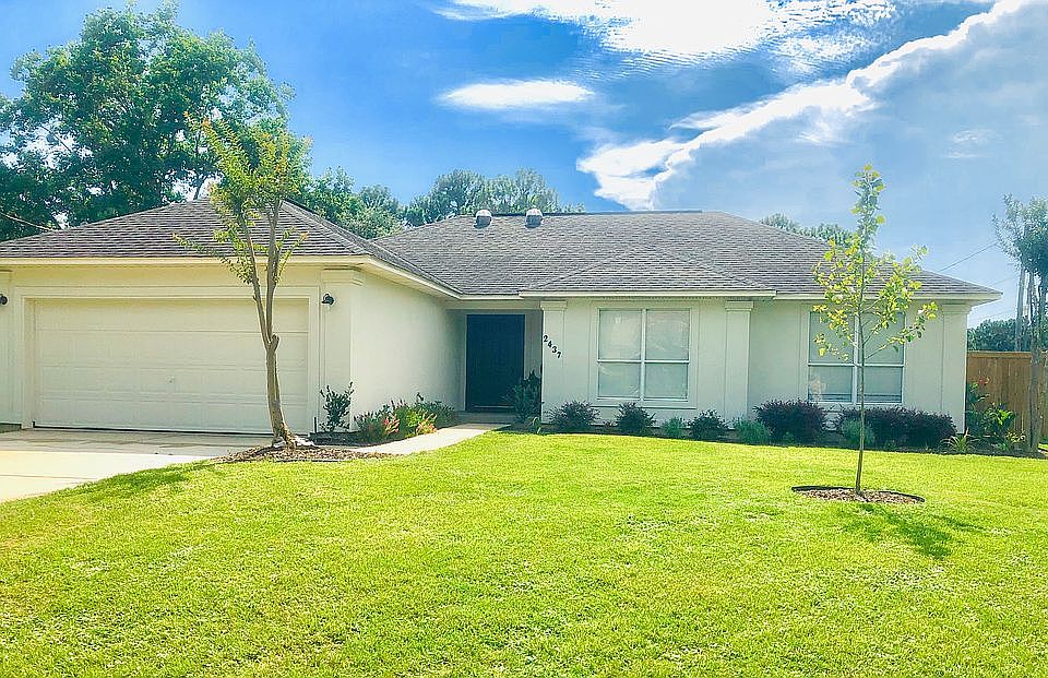 1st image of 2437 Houston Cir