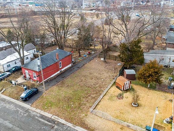 3rd image of 8311 Virginia Ave
