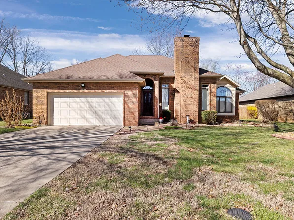 1929 S Forrest Heights Avenue, Springfield, MO 65809