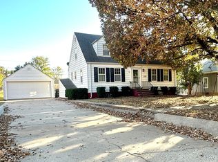 209 W 1st Ave, Medicine Lodge, KS 67104