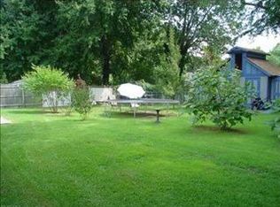 7 Rosewood Ln, Newport News, VA 23602
