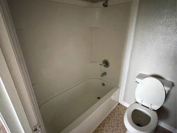 5th image of 1500 Black Hill Dr #22