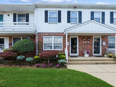 676 Front Street #2F, Hempstead, NY, 11550