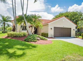 1199 Cedar Falls Dr, Weston, FL 33327
